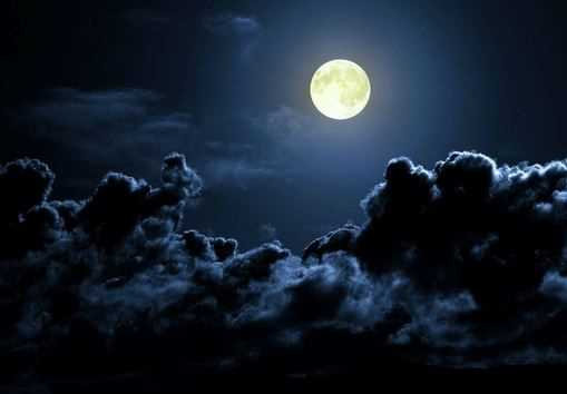 او هو في الليل ذهاب نور القمر بعضه منتدى التعليم